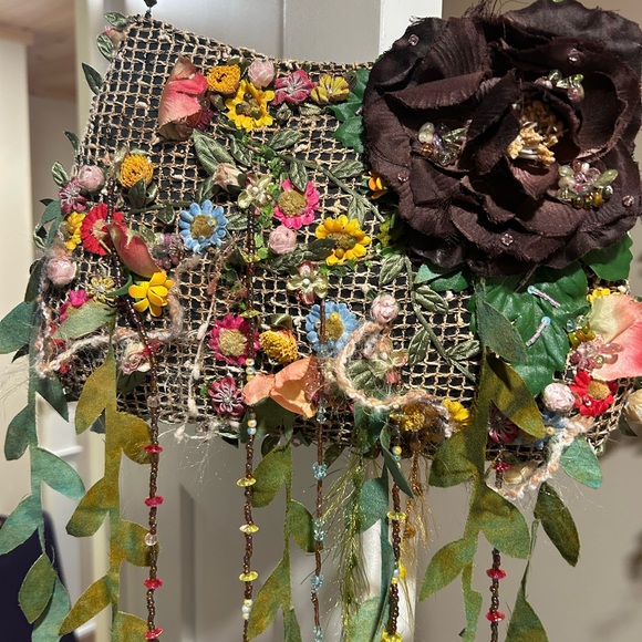 Mary Frances Beaded Charm purse embroidered flowers bohemian hippie used - Picture 5 of 10